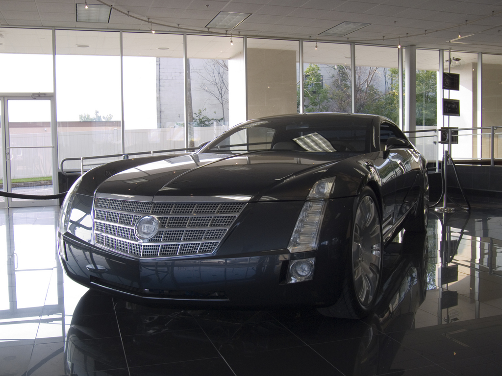2003 Cadillac Sixteen Concept